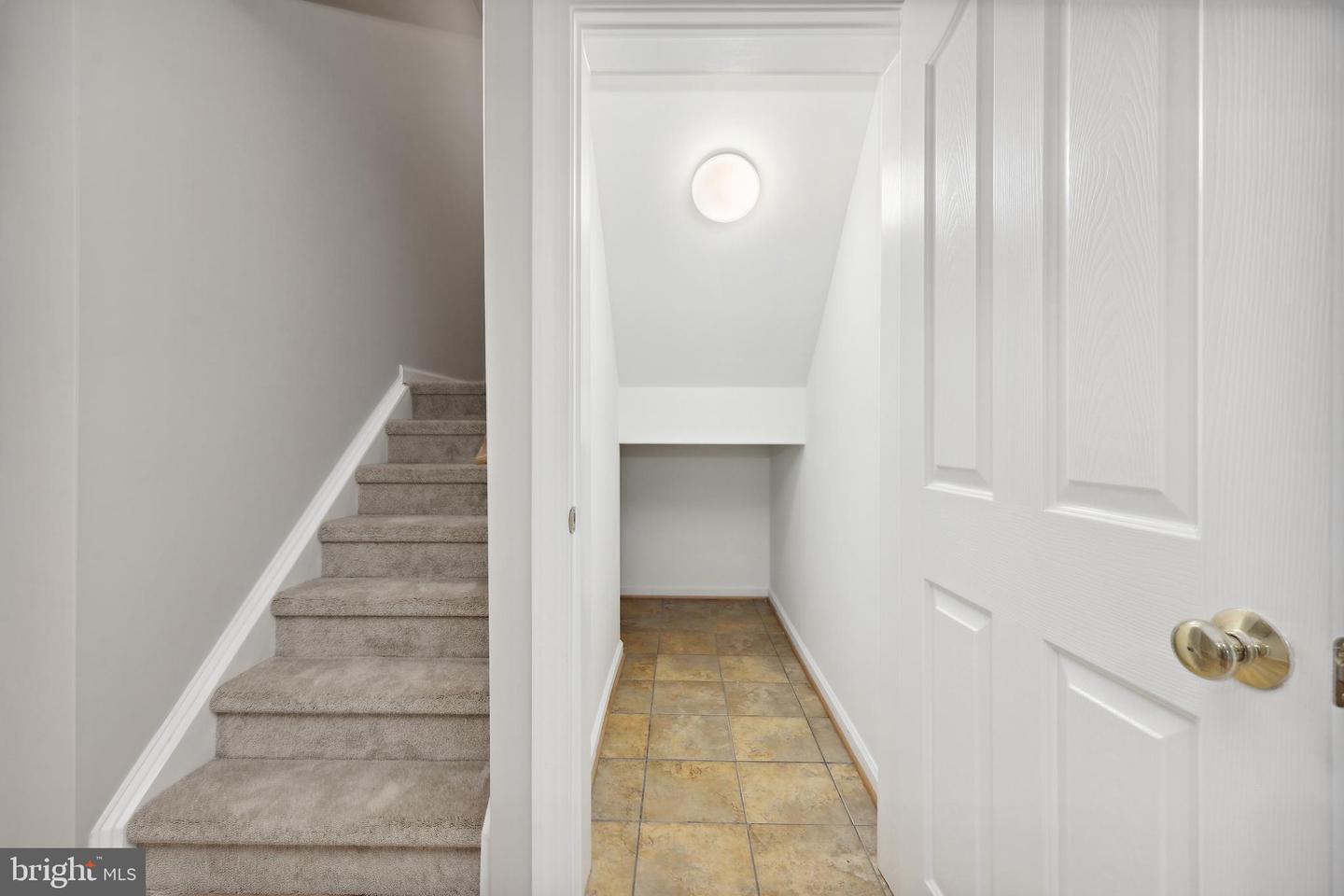 63 TOWN AND COUNTRY DR, FREDERICKSBURG, Virginia 22405, 4 Bedrooms Bedrooms, ,3 BathroomsBathrooms,Residential,For sale,63 TOWN AND COUNTRY DR,VAST2037610 MLS # VAST2037610