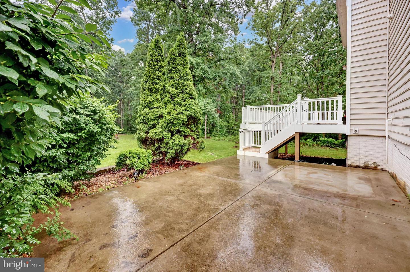 63 TOWN AND COUNTRY DR, FREDERICKSBURG, Virginia 22405, 4 Bedrooms Bedrooms, ,3 BathroomsBathrooms,Residential,For sale,63 TOWN AND COUNTRY DR,VAST2037610 MLS # VAST2037610