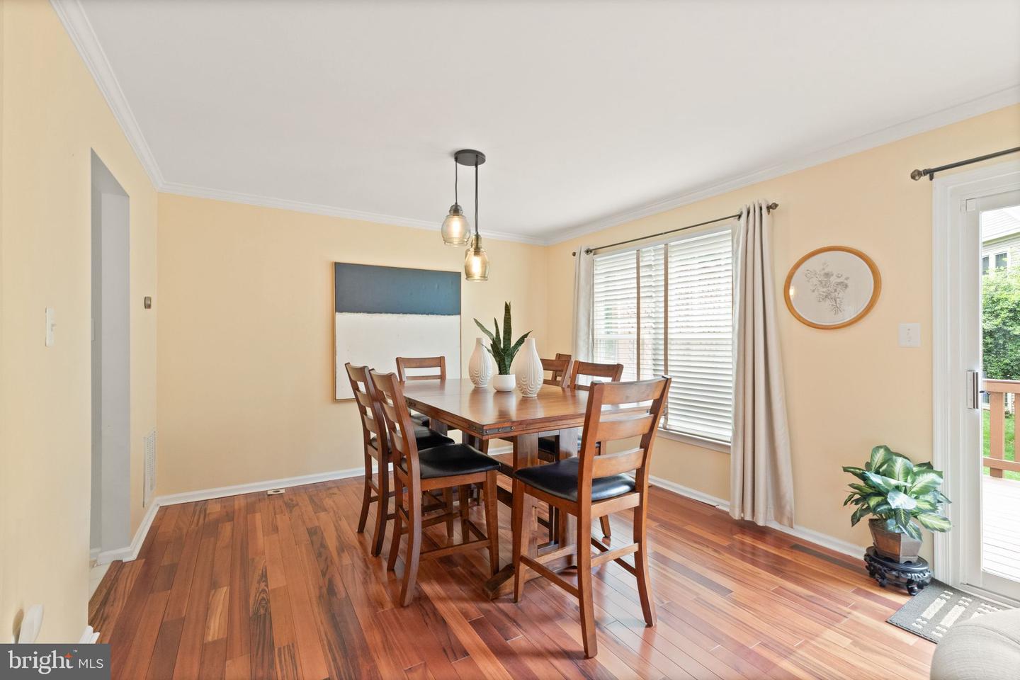 12015 JOHNS PL, FAIRFAX, Virginia 22033, 3 Bedrooms Bedrooms, ,2 BathroomsBathrooms,Residential,For sale,12015 JOHNS PL,VAFX2233590 MLS # VAFX2233590