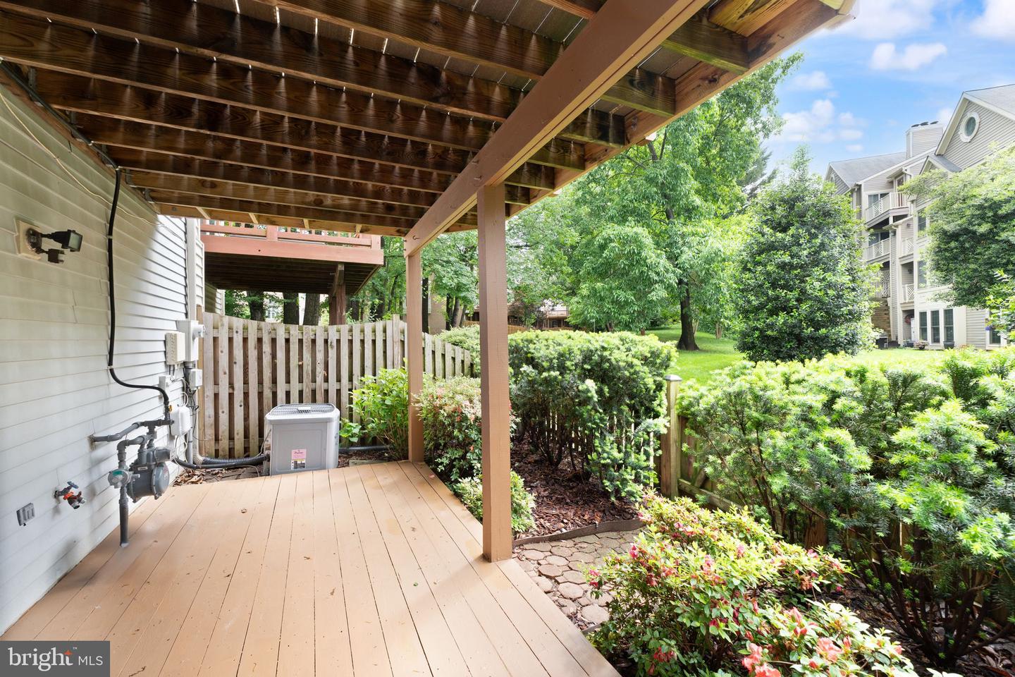 12015 JOHNS PL, FAIRFAX, Virginia 22033, 3 Bedrooms Bedrooms, ,2 BathroomsBathrooms,Residential,For sale,12015 JOHNS PL,VAFX2233590 MLS # VAFX2233590