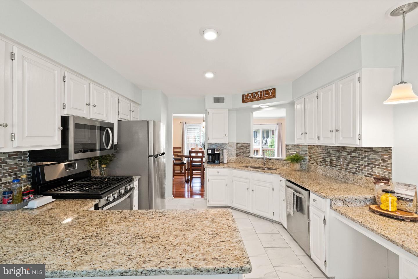 12015 JOHNS PL, FAIRFAX, Virginia 22033, 3 Bedrooms Bedrooms, ,2 BathroomsBathrooms,Residential,For sale,12015 JOHNS PL,VAFX2233590 MLS # VAFX2233590