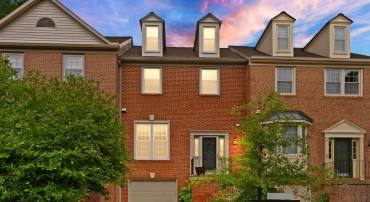 12015 JOHNS PL, FAIRFAX, Virginia 22033, 3 Bedrooms Bedrooms, ,2 BathroomsBathrooms,Residential,For sale,12015 JOHNS PL,VAFX2233590 MLS # VAFX2233590