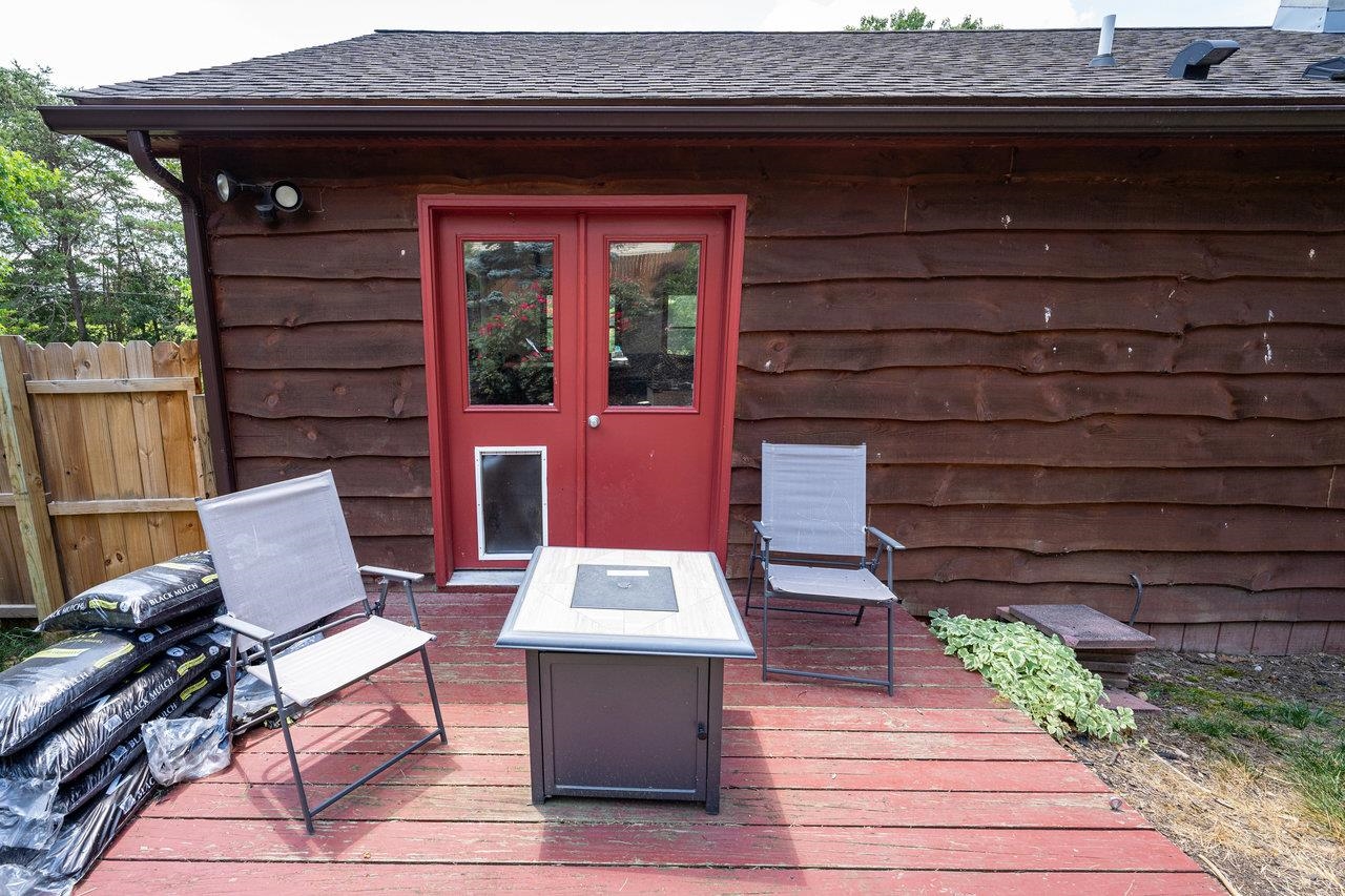 264 CEDAR LN, LURAY, Virginia 22835, 2 Bedrooms Bedrooms, ,1 BathroomBathrooms,Residential,264 CEDAR LN,664724 MLS # 664724
