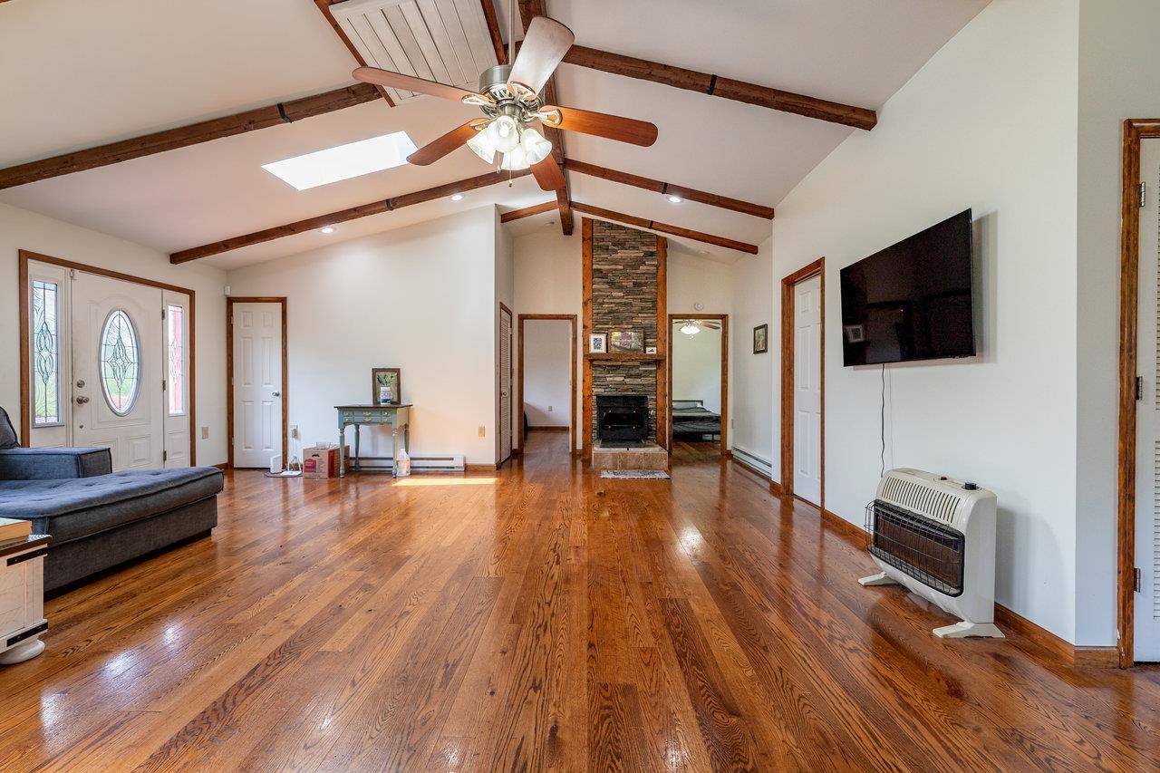 264 CEDAR LN, LURAY, Virginia 22835, 2 Bedrooms Bedrooms, ,1 BathroomBathrooms,Residential,264 CEDAR LN,664724 MLS # 664724