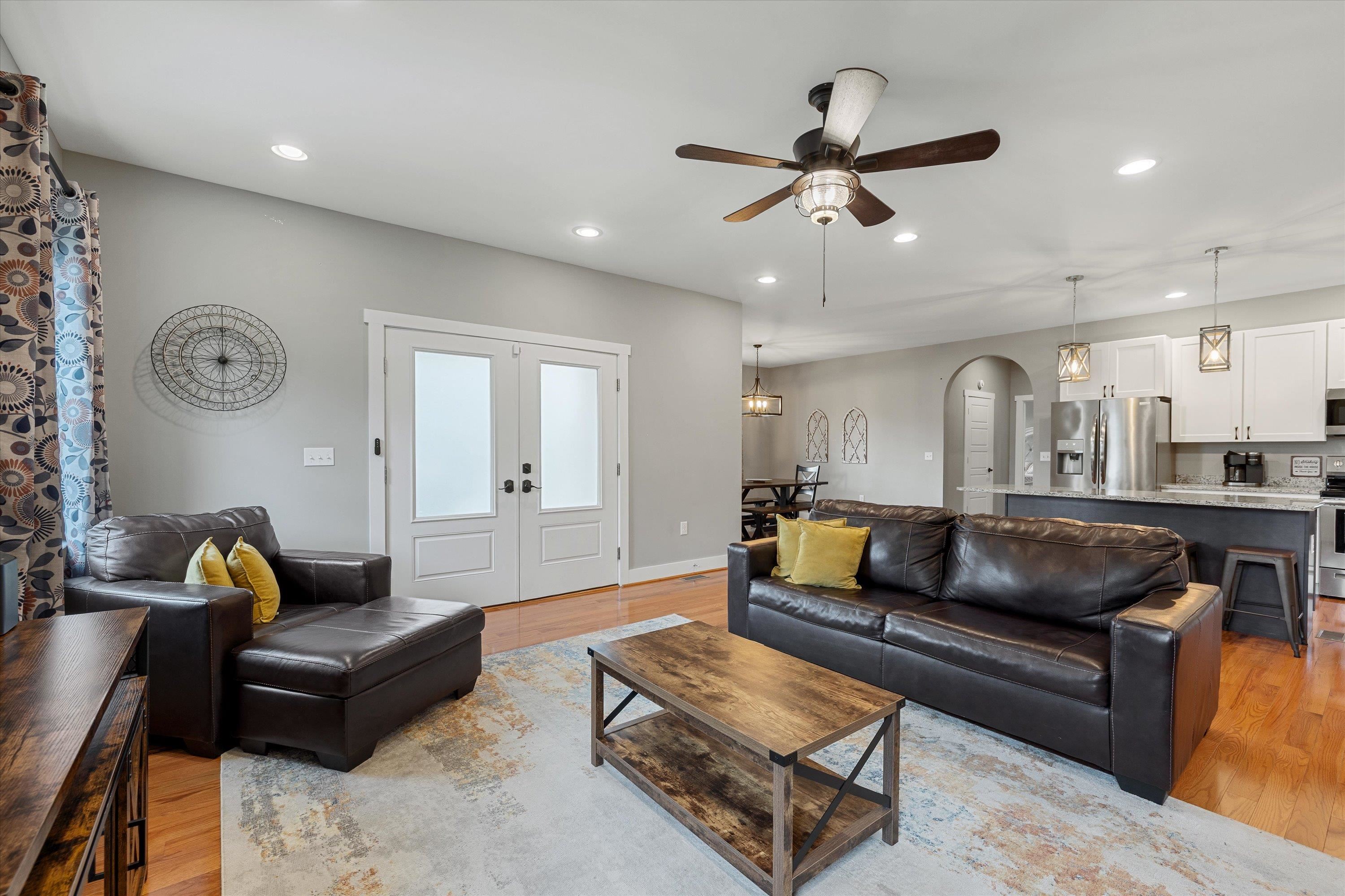 9242 MCGAHEYSVILLE RD, MCGAHEYSVILLE, Virginia 22840, 3 Bedrooms Bedrooms, ,2 BathroomsBathrooms,Residential,9242 MCGAHEYSVILLE RD,664726 MLS # 664726