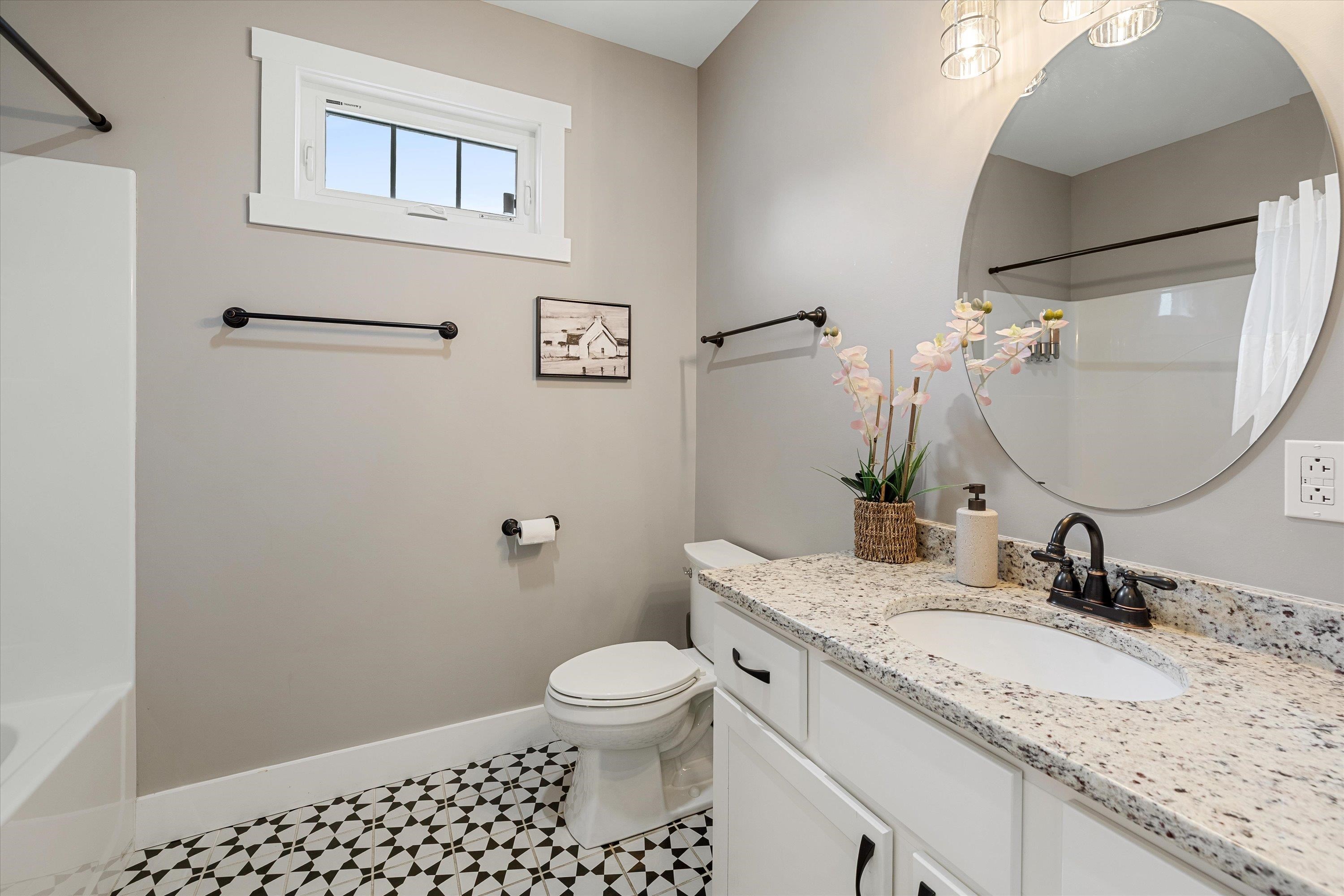 9242 MCGAHEYSVILLE RD, MCGAHEYSVILLE, Virginia 22840, 3 Bedrooms Bedrooms, ,2 BathroomsBathrooms,Residential,9242 MCGAHEYSVILLE RD,664726 MLS # 664726