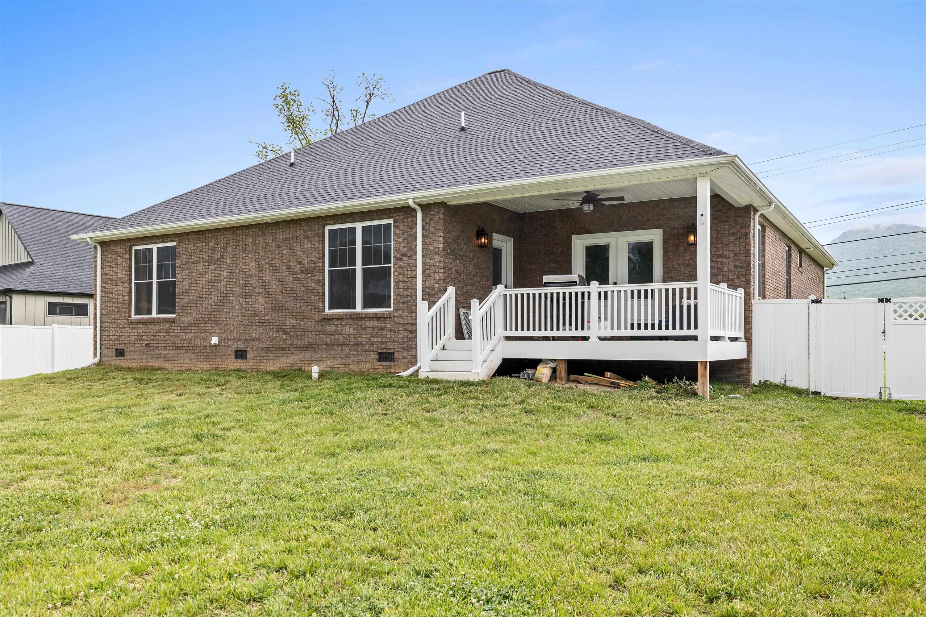 9242 MCGAHEYSVILLE RD, MCGAHEYSVILLE, Virginia 22840, 3 Bedrooms Bedrooms, ,2 BathroomsBathrooms,Residential,9242 MCGAHEYSVILLE RD,664726 MLS # 664726