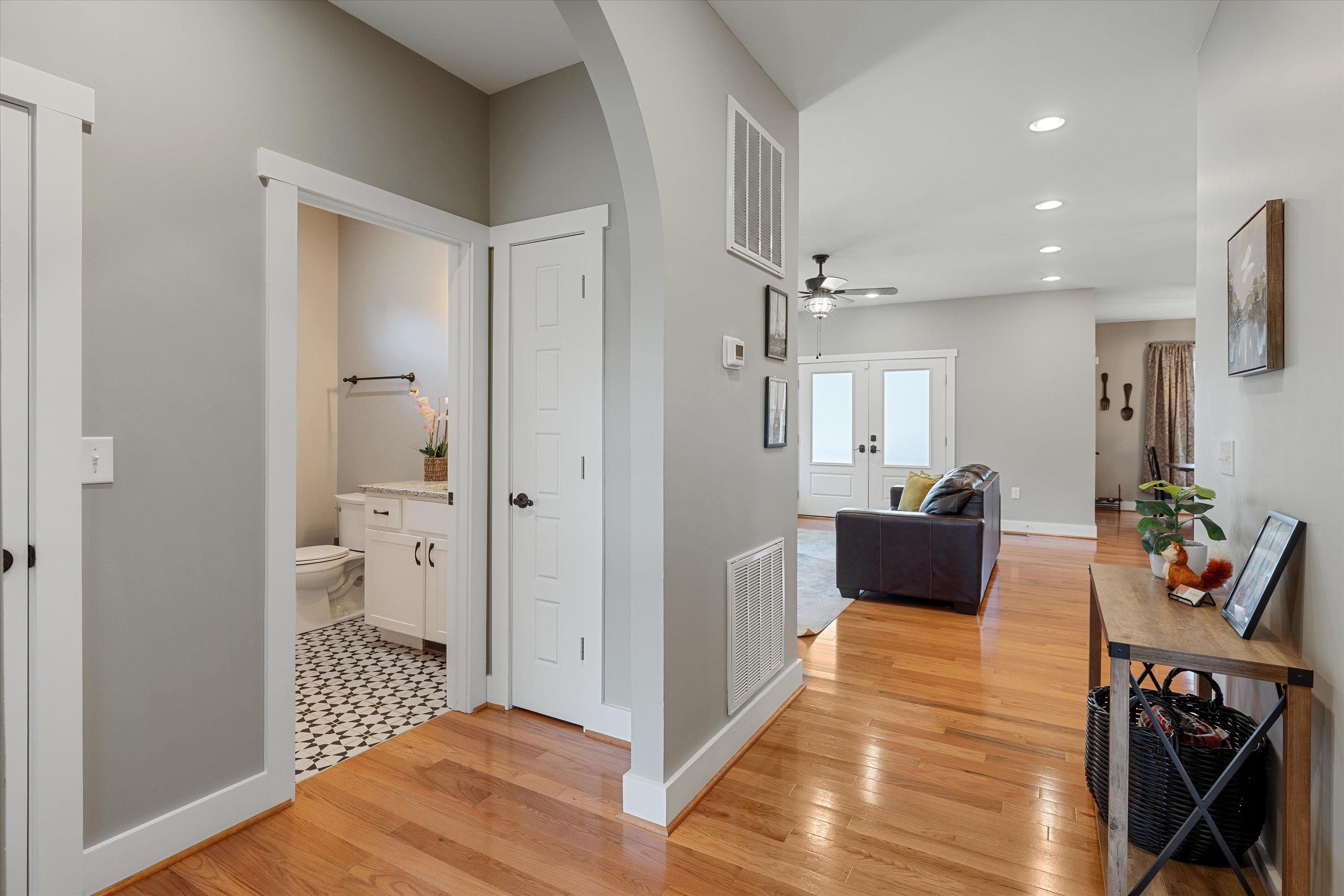 9242 MCGAHEYSVILLE RD, MCGAHEYSVILLE, Virginia 22840, 3 Bedrooms Bedrooms, ,2 BathroomsBathrooms,Residential,9242 MCGAHEYSVILLE RD,664726 MLS # 664726