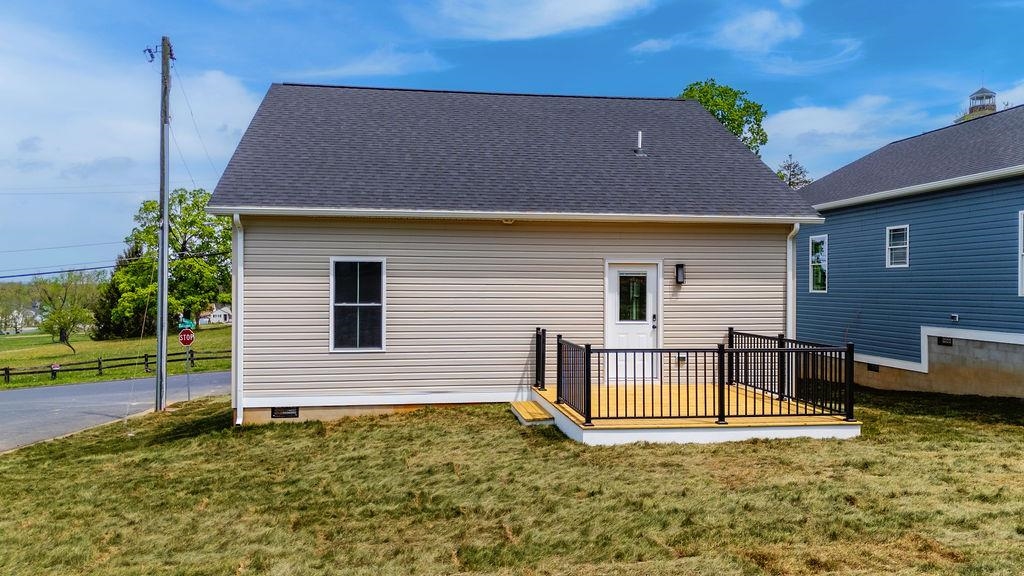 1015 FRYE ST, WAYNESBORO, Virginia 22980, 3 Bedrooms Bedrooms, ,2 BathroomsBathrooms,Residential,1015 FRYE ST,664728 MLS # 664728