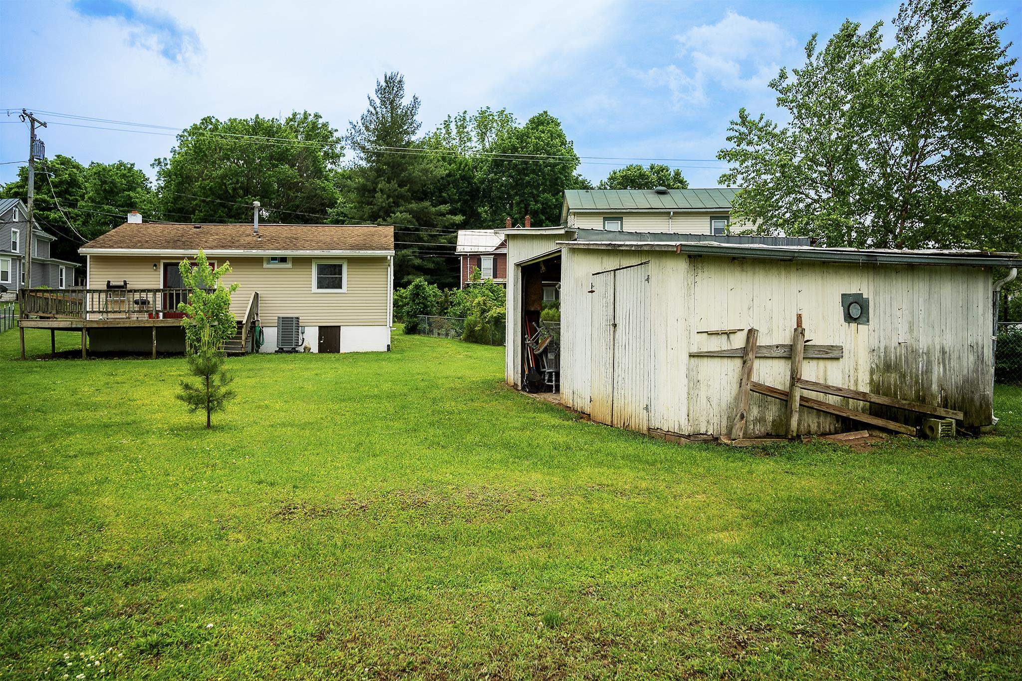 189 MAPLE AVE, TIMBERVILLE, Virginia 22853, 3 Bedrooms Bedrooms, ,1 BathroomBathrooms,Residential,189 MAPLE AVE,664736 MLS # 664736