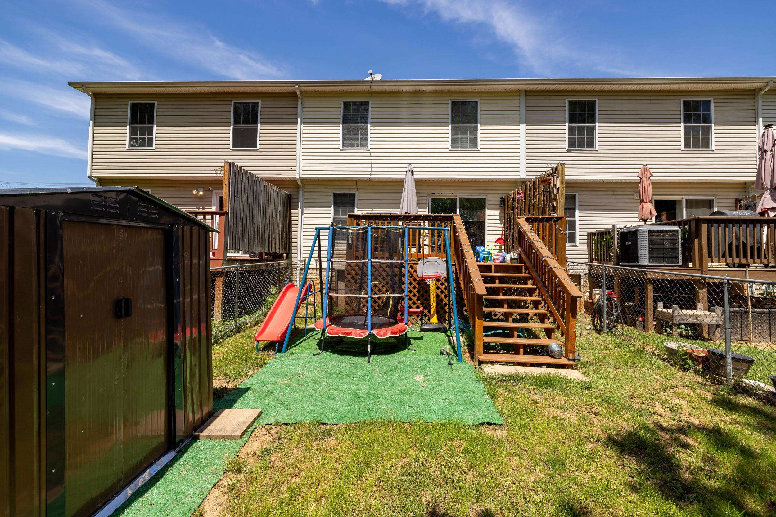 435 WIRT AVE, ELKTON, Virginia 22827, 3 Bedrooms Bedrooms, ,2 BathroomsBathrooms,Residential,435 WIRT AVE,664738 MLS # 664738