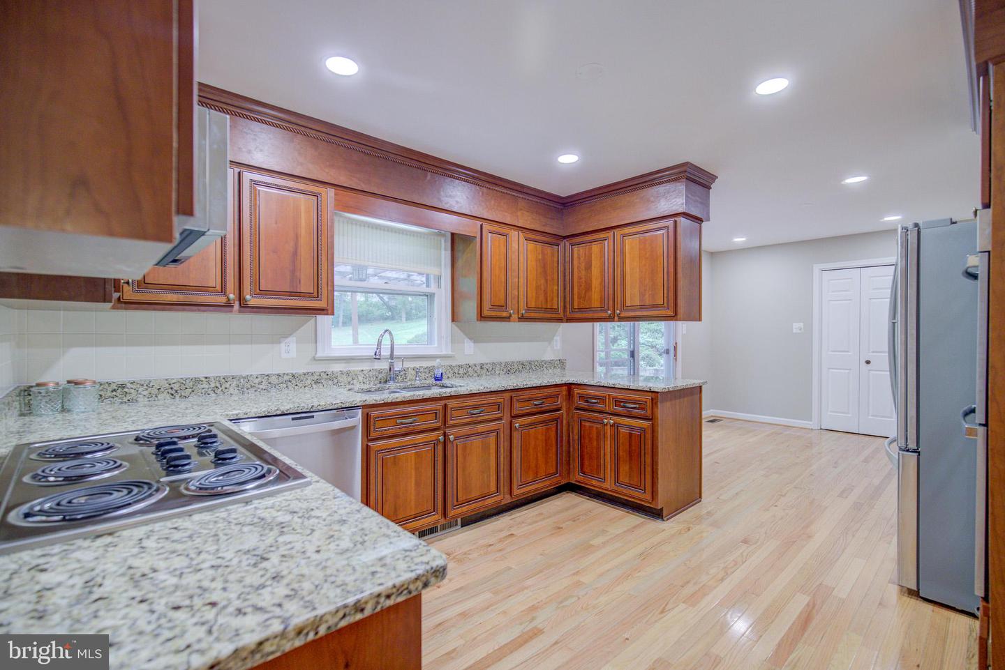 8154 BLANDSFORD DR, MANASSAS, Virginia 20111, 4 Bedrooms Bedrooms, ,2 BathroomsBathrooms,Residential,For sale,8154 BLANDSFORD DR,VAPW2092160 MLS # VAPW2092160