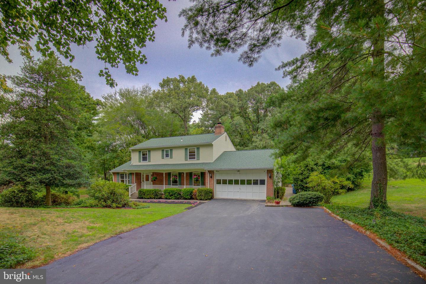 8154 BLANDSFORD DR, MANASSAS, Virginia 20111, 4 Bedrooms Bedrooms, ,2 BathroomsBathrooms,Residential,For sale,8154 BLANDSFORD DR,VAPW2092160 MLS # VAPW2092160