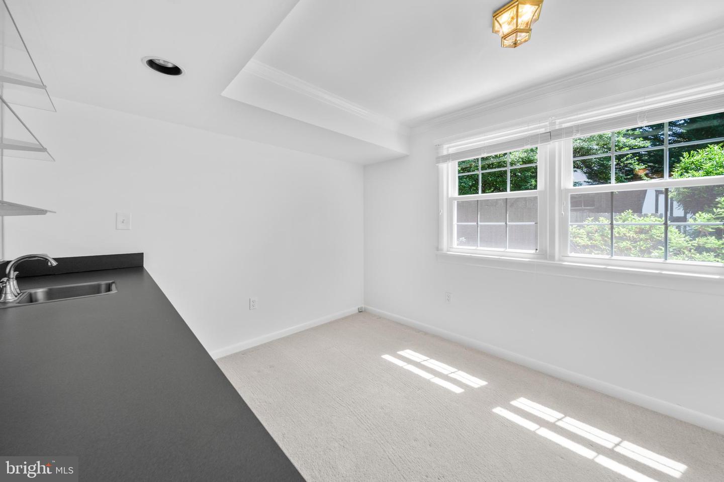 2407 GARNETT CT, VIENNA, Virginia 22180, 5 Bedrooms Bedrooms, ,2 BathroomsBathrooms,Residential,For sale,2407 GARNETT CT,VAFX2234908 MLS # VAFX2234908