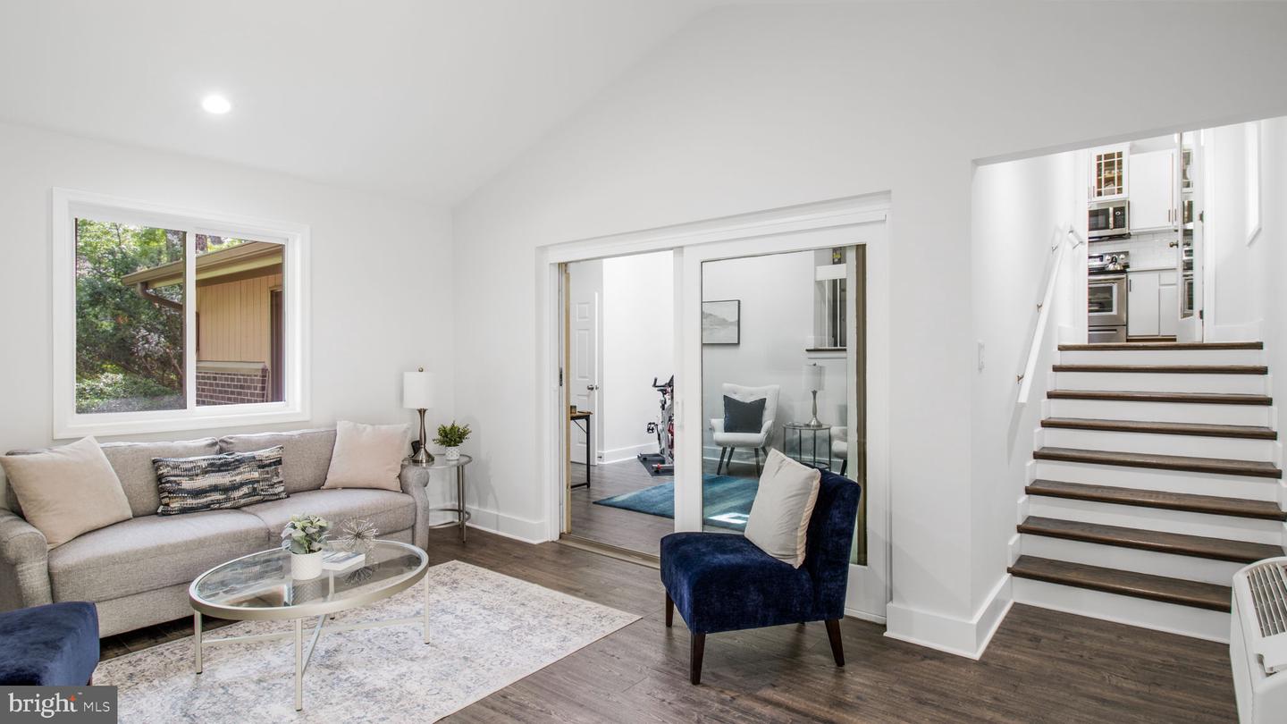 2304 NOVEMBER LN, RESTON, Virginia 20191, 4 Bedrooms Bedrooms, ,3 BathroomsBathrooms,Residential,For sale,2304 NOVEMBER LN,VAFX2235444 MLS # VAFX2235444