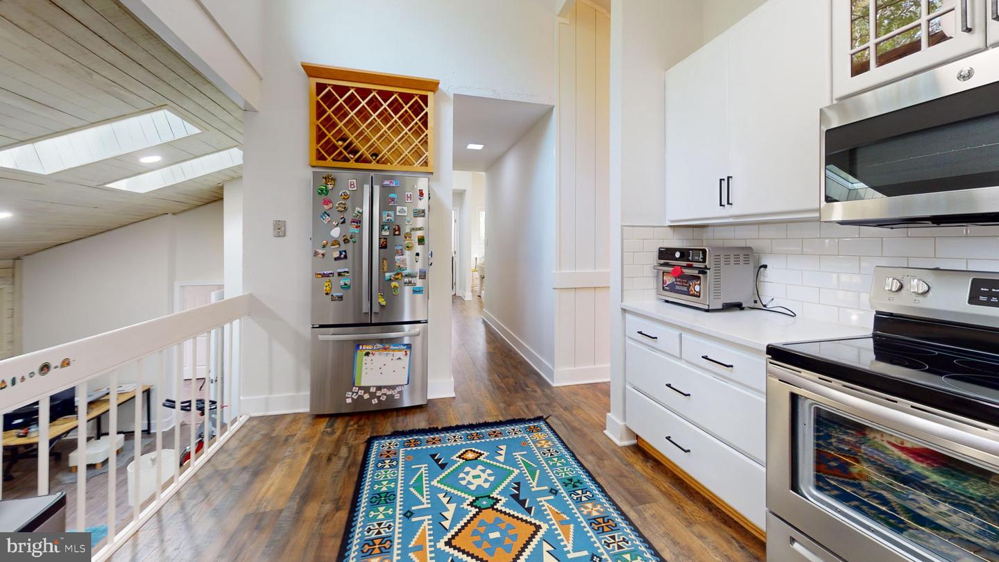 2304 NOVEMBER LN, RESTON, Virginia 20191, 4 Bedrooms Bedrooms, ,3 BathroomsBathrooms,Residential,For sale,2304 NOVEMBER LN,VAFX2235444 MLS # VAFX2235444