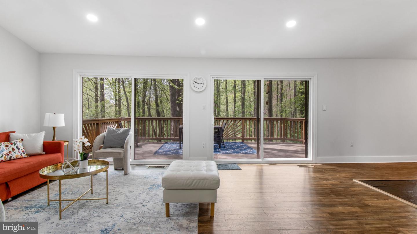 2304 NOVEMBER LN, RESTON, Virginia 20191, 4 Bedrooms Bedrooms, ,3 BathroomsBathrooms,Residential,For sale,2304 NOVEMBER LN,VAFX2235444 MLS # VAFX2235444
