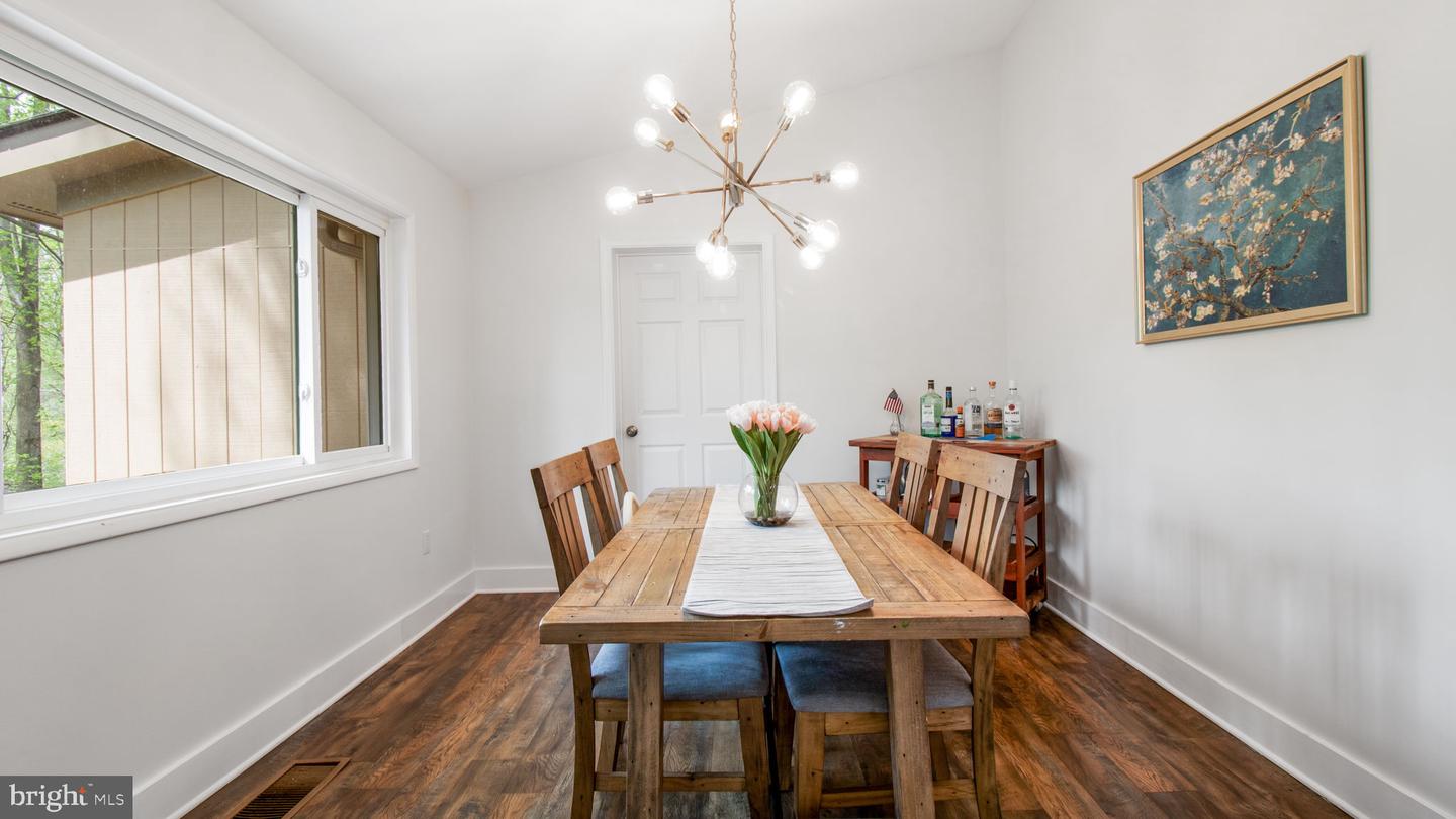 2304 NOVEMBER LN, RESTON, Virginia 20191, 4 Bedrooms Bedrooms, ,3 BathroomsBathrooms,Residential,For sale,2304 NOVEMBER LN,VAFX2235444 MLS # VAFX2235444