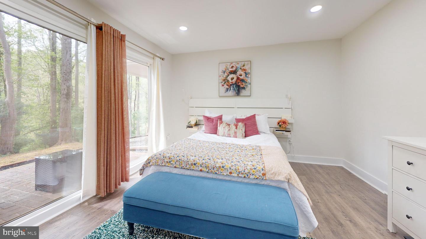 2304 NOVEMBER LN, RESTON, Virginia 20191, 4 Bedrooms Bedrooms, ,3 BathroomsBathrooms,Residential,For sale,2304 NOVEMBER LN,VAFX2235444 MLS # VAFX2235444