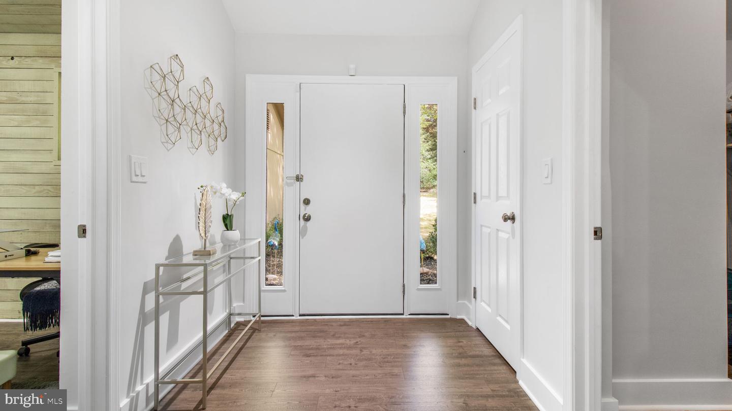 2304 NOVEMBER LN, RESTON, Virginia 20191, 4 Bedrooms Bedrooms, ,3 BathroomsBathrooms,Residential,For sale,2304 NOVEMBER LN,VAFX2235444 MLS # VAFX2235444