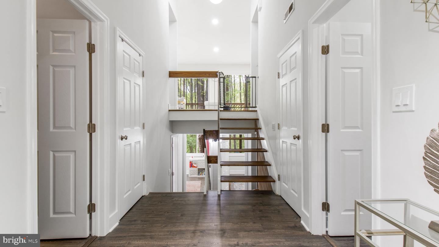 2304 NOVEMBER LN, RESTON, Virginia 20191, 4 Bedrooms Bedrooms, ,3 BathroomsBathrooms,Residential,For sale,2304 NOVEMBER LN,VAFX2235444 MLS # VAFX2235444