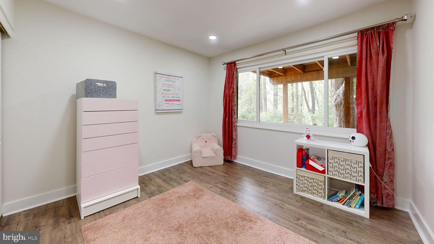 2304 NOVEMBER LN, RESTON, Virginia 20191, 4 Bedrooms Bedrooms, ,3 BathroomsBathrooms,Residential,For sale,2304 NOVEMBER LN,VAFX2235444 MLS # VAFX2235444