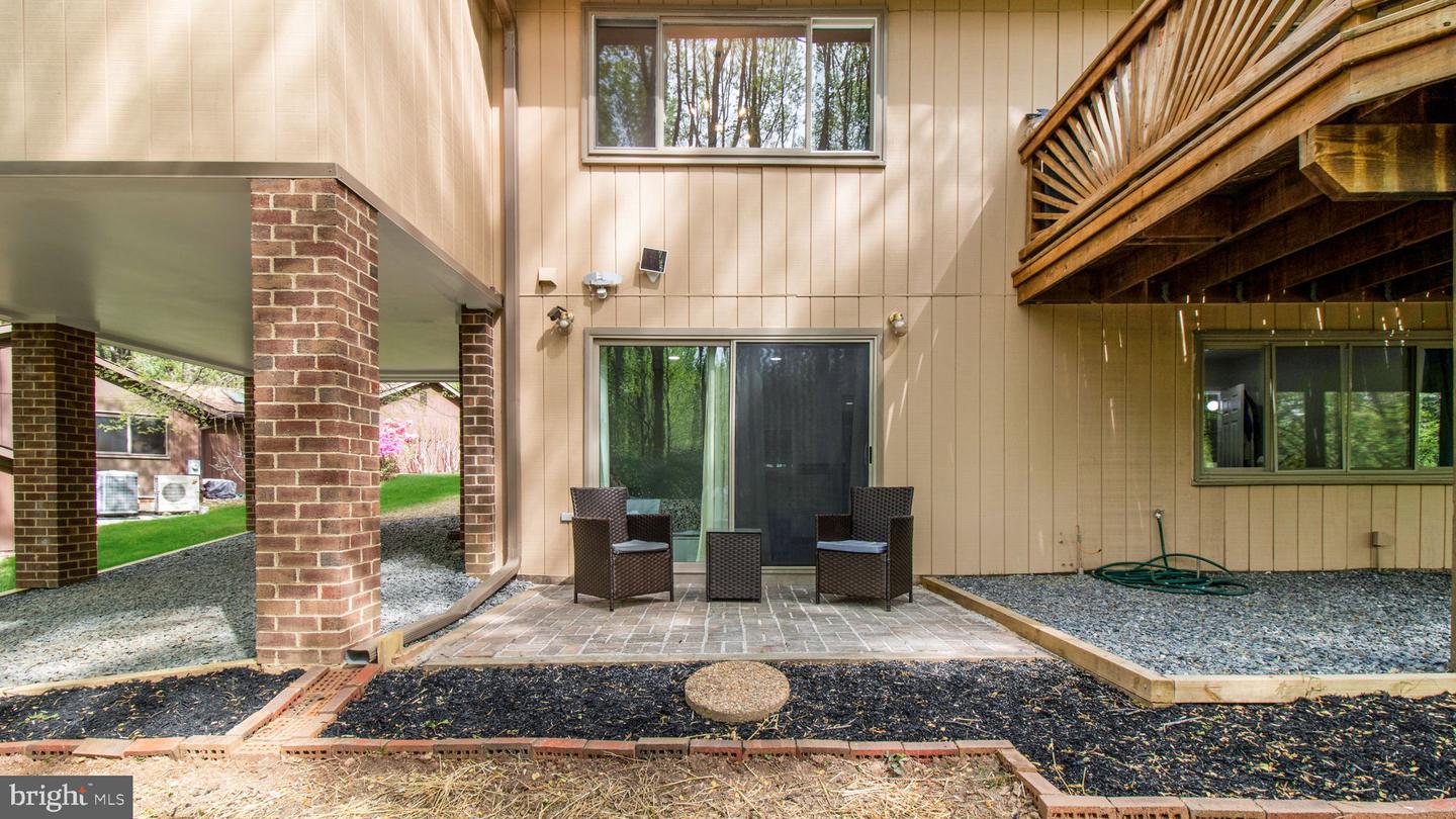 2304 NOVEMBER LN, RESTON, Virginia 20191, 4 Bedrooms Bedrooms, ,3 BathroomsBathrooms,Residential,For sale,2304 NOVEMBER LN,VAFX2235444 MLS # VAFX2235444