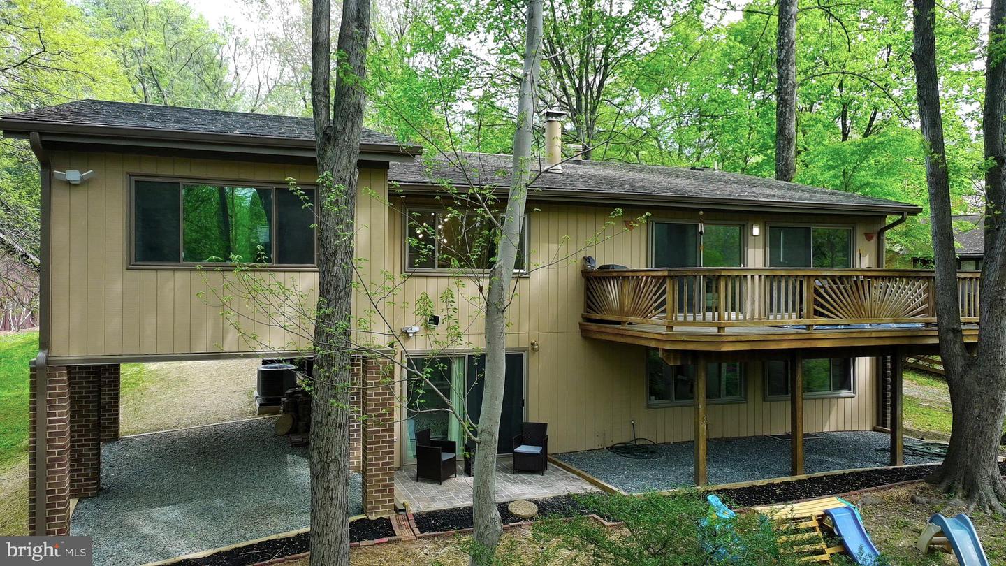 2304 NOVEMBER LN, RESTON, Virginia 20191, 4 Bedrooms Bedrooms, ,3 BathroomsBathrooms,Residential,For sale,2304 NOVEMBER LN,VAFX2235444 MLS # VAFX2235444