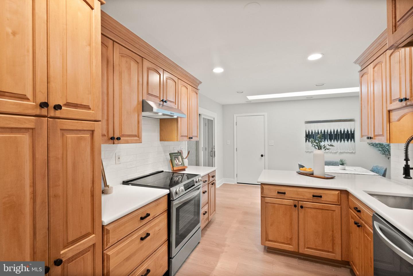 2500 PEGASUS LN, RESTON, Virginia 20191, 5 Bedrooms Bedrooms, 15 Rooms Rooms,3 BathroomsBathrooms,Residential,For sale,2500 PEGASUS LN,VAFX2235480 MLS # VAFX2235480