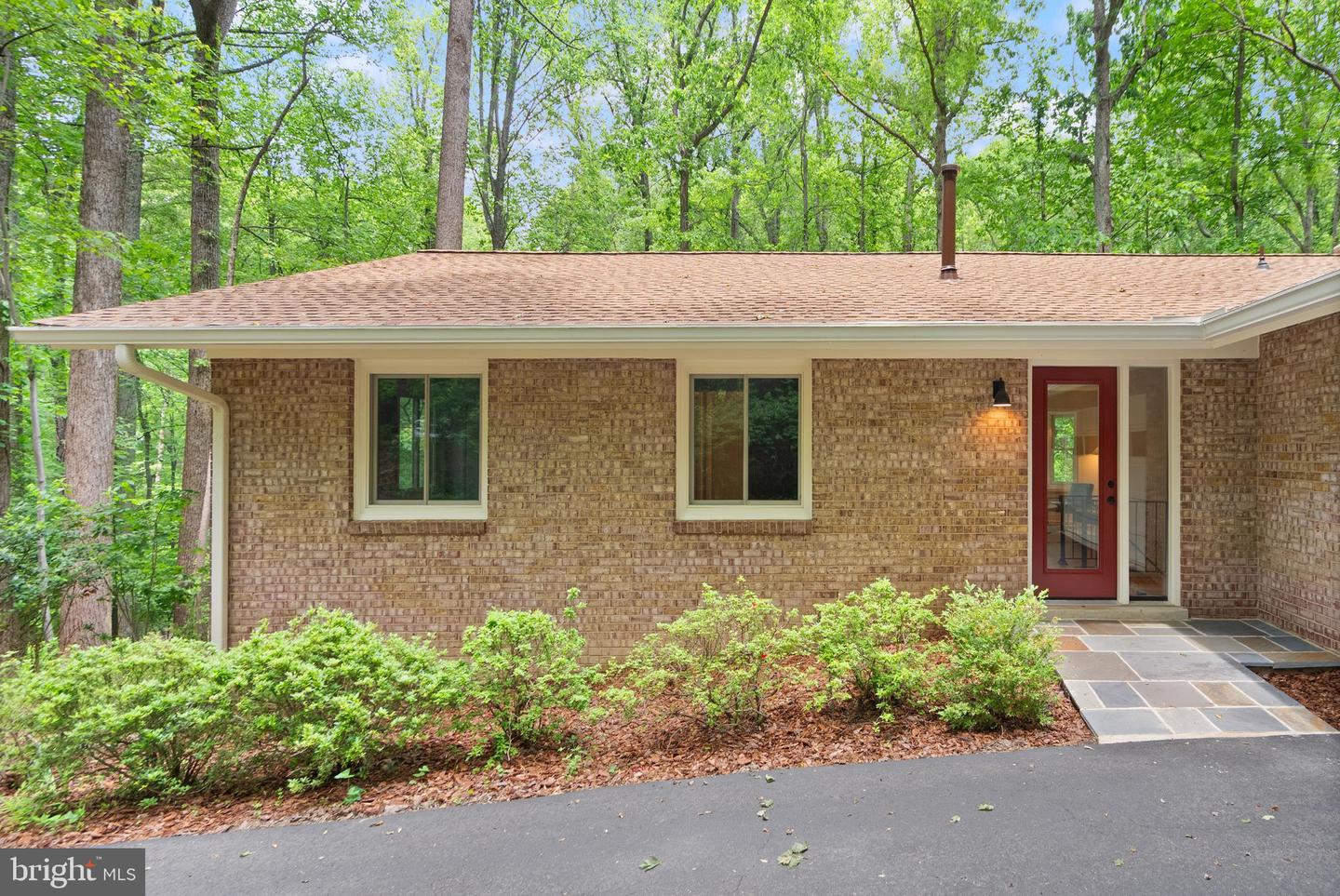 2500 PEGASUS LN, RESTON, Virginia 20191, 5 Bedrooms Bedrooms, 15 Rooms Rooms,3 BathroomsBathrooms,Residential,For sale,2500 PEGASUS LN,VAFX2235480 MLS # VAFX2235480