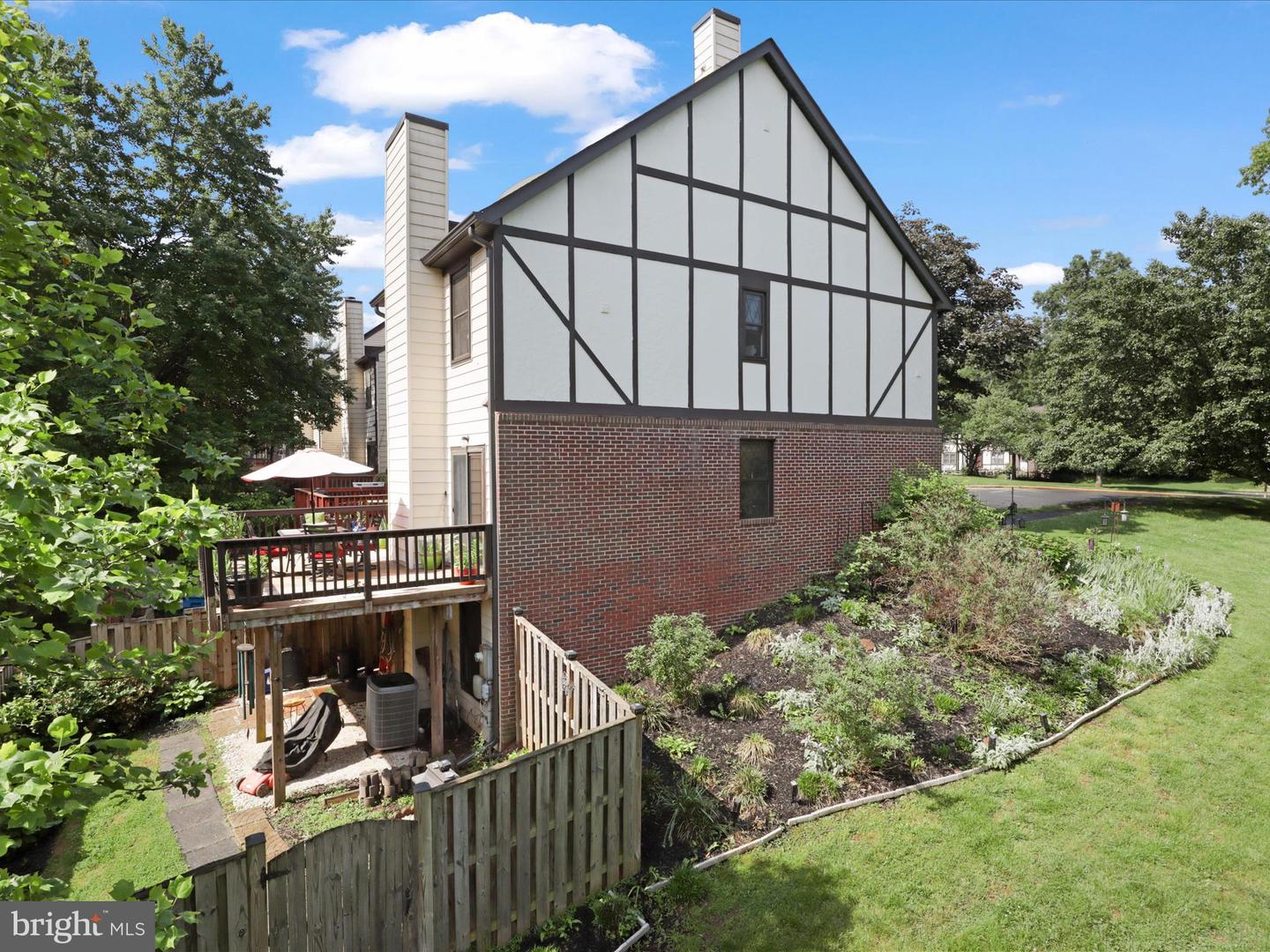 259 CHELMSFORD CT, STERLING, Virginia 20165, 4 Bedrooms Bedrooms, ,3 BathroomsBathrooms,Residential,For sale,259 CHELMSFORD CT,VALO2094790 MLS # VALO2094790
