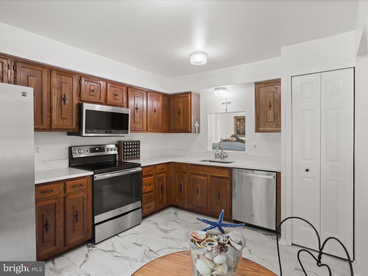 259 CHELMSFORD CT, STERLING, Virginia 20165, 4 Bedrooms Bedrooms, ,3 BathroomsBathrooms,Residential,For sale,259 CHELMSFORD CT,VALO2094790 MLS # VALO2094790