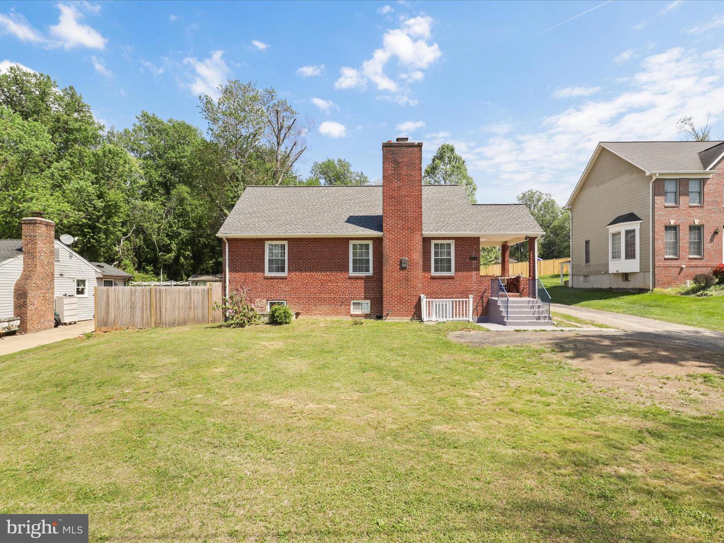 4101 WOODLAND RD, ANNANDALE, Virginia 22003, 4 Bedrooms Bedrooms, ,2 BathroomsBathrooms,Residential,For sale,4101 WOODLAND RD,VAFX2237462 MLS # VAFX2237462
