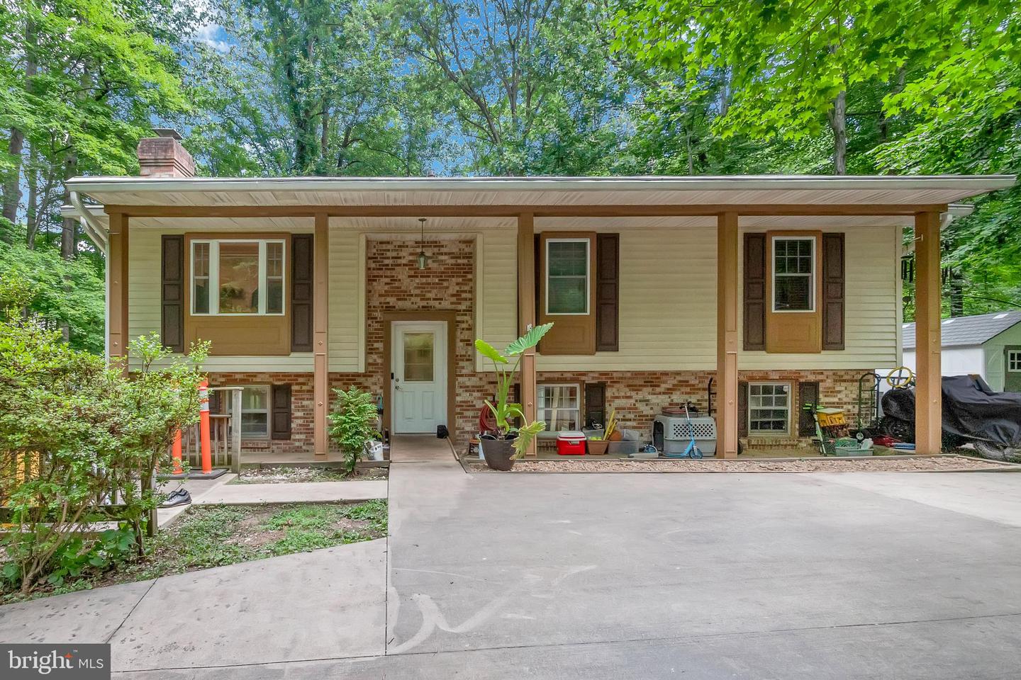 11039 TIMBERVIEW DR, MANASSAS, Virginia 20111, 4 Bedrooms Bedrooms, ,3 BathroomsBathrooms,Residential,For sale,11039 TIMBERVIEW DR,VAPW2093700 MLS # VAPW2093700