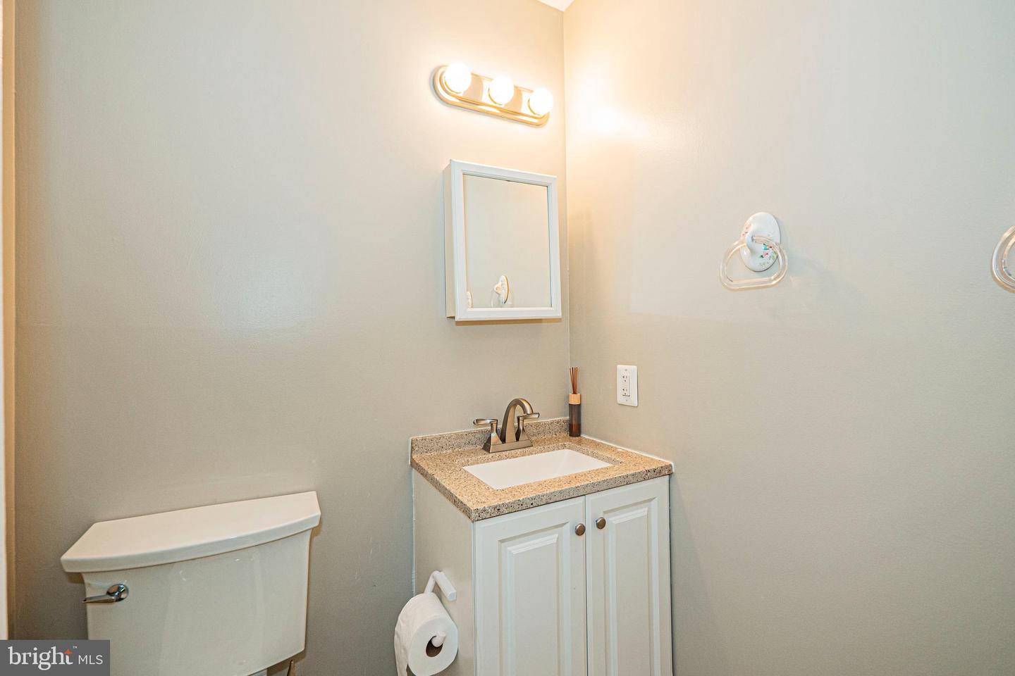 11039 TIMBERVIEW DR, MANASSAS, Virginia 20111, 4 Bedrooms Bedrooms, ,3 BathroomsBathrooms,Residential,For sale,11039 TIMBERVIEW DR,VAPW2093700 MLS # VAPW2093700