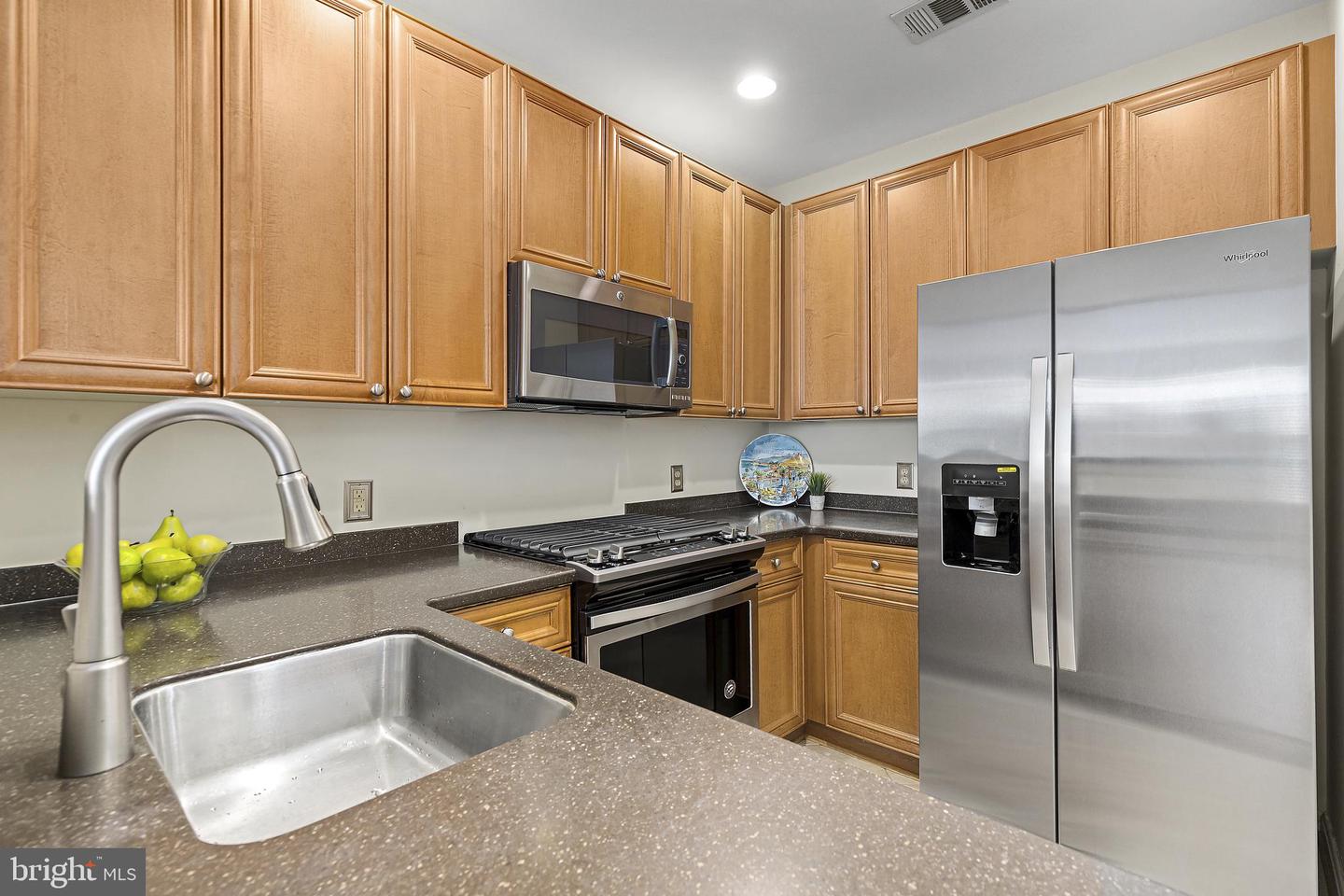 4950 BRENMAN PARK DR #203, ALEXANDRIA, Virginia 22304, 1 Bedroom Bedrooms, ,1 BathroomBathrooms,Residential,For sale,4950 BRENMAN PARK DR #203,VAAX2045030 MLS # VAAX2045030