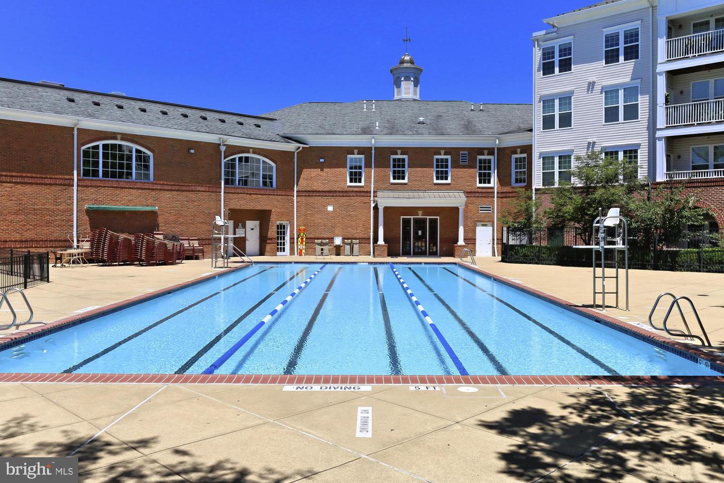 4950 BRENMAN PARK DR #203, ALEXANDRIA, Virginia 22304, 1 Bedroom Bedrooms, ,1 BathroomBathrooms,Residential,For sale,4950 BRENMAN PARK DR #203,VAAX2045030 MLS # VAAX2045030
