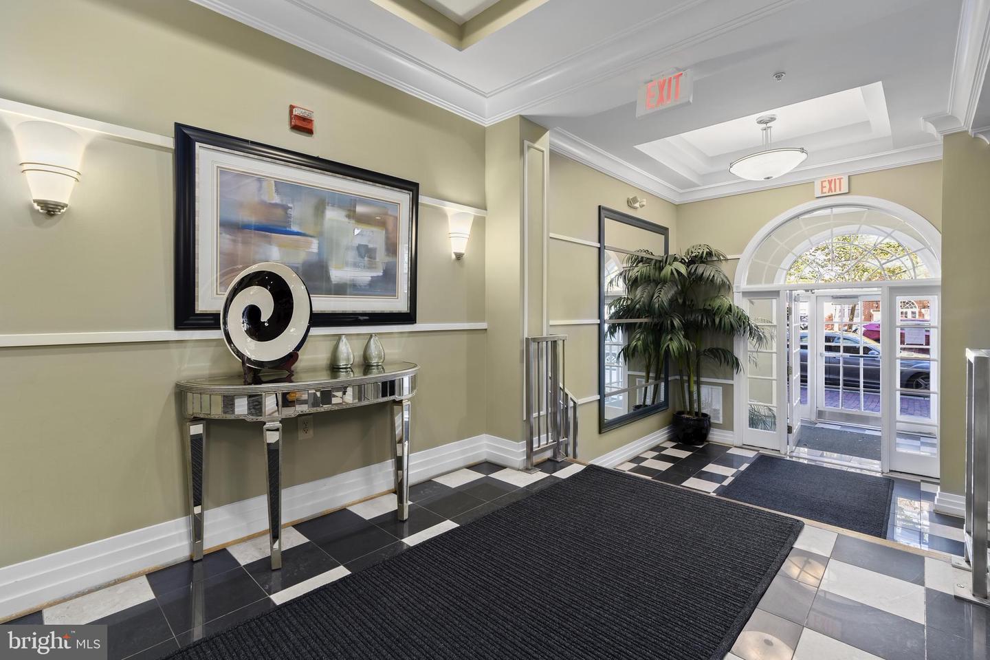 4950 BRENMAN PARK DR #203, ALEXANDRIA, Virginia 22304, 1 Bedroom Bedrooms, ,1 BathroomBathrooms,Residential,For sale,4950 BRENMAN PARK DR #203,VAAX2045030 MLS # VAAX2045030