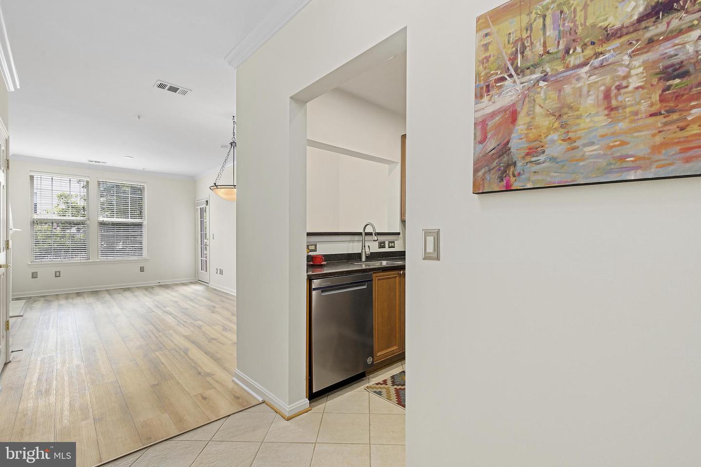 4950 BRENMAN PARK DR #203, ALEXANDRIA, Virginia 22304, 1 Bedroom Bedrooms, ,1 BathroomBathrooms,Residential,For sale,4950 BRENMAN PARK DR #203,VAAX2045030 MLS # VAAX2045030
