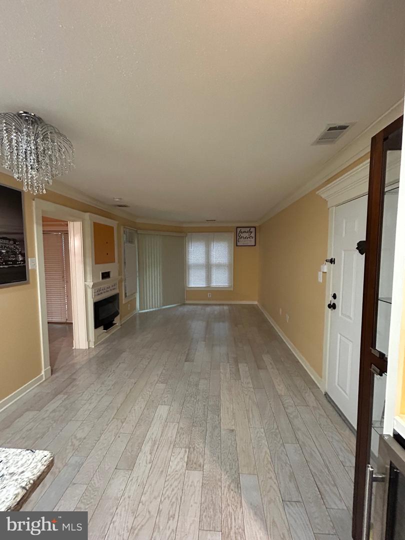 7596 A LAKESIDE VILLAGE DR, FALLS CHURCH, Virginia 22042, 1 Bedroom Bedrooms, ,1 BathroomBathrooms,Residential,For sale,7596 A LAKESIDE VILLAGE DR,VAFX2239020 MLS # VAFX2239020