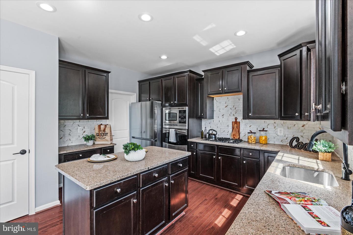 10607 ASPEN HIGHLANDS DR, SPOTSYLVANIA, Virginia 22553, 5 Bedrooms Bedrooms, ,3 BathroomsBathrooms,Residential,For sale,10607 ASPEN HIGHLANDS DR,VASP2032894 MLS # VASP2032894