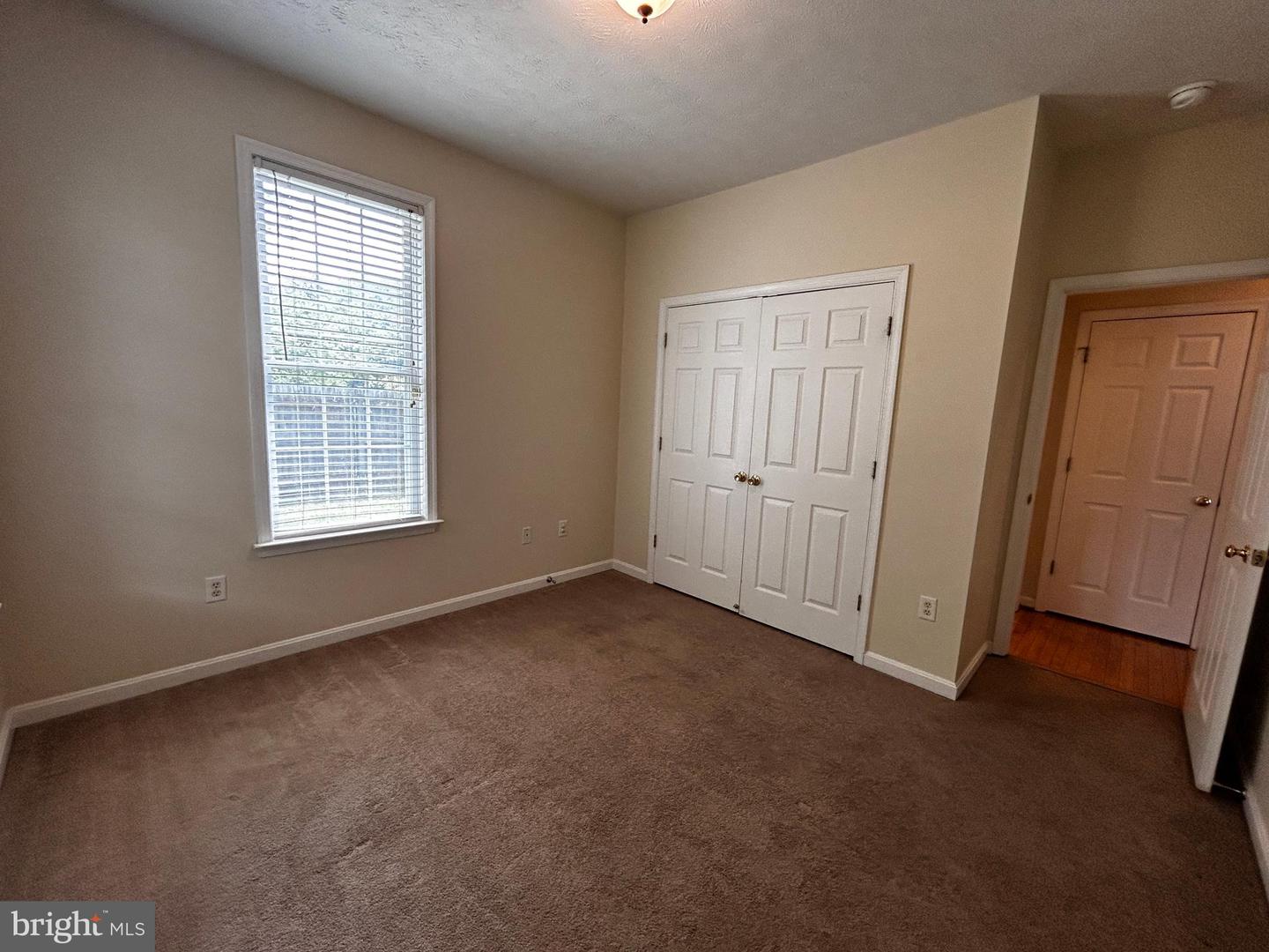 331 LORA DR, WOODSTOCK, Virginia 22664, 2 Bedrooms Bedrooms, ,2 BathroomsBathrooms,Residential,For sale,331 LORA DR,VASH2011410 MLS # VASH2011410