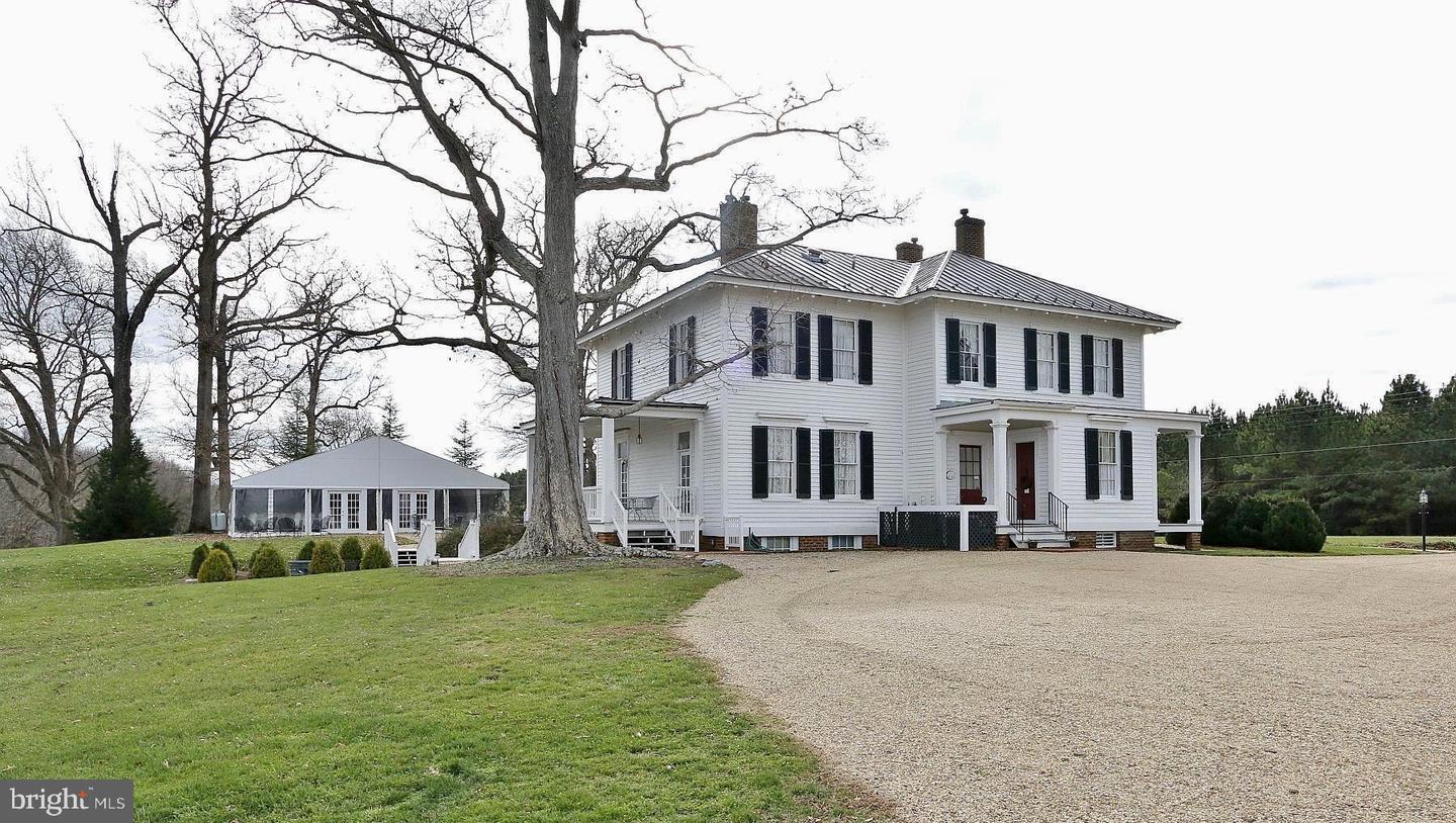 11441 GRUB HILL CHURCH RD, AMELIA COURT HOUSE, Virginia 23002, 8 Bedrooms Bedrooms, ,7 BathroomsBathrooms,Residential,For sale,11441 GRUB HILL CHURCH RD,VAAM2000032 MLS # VAAM2000032