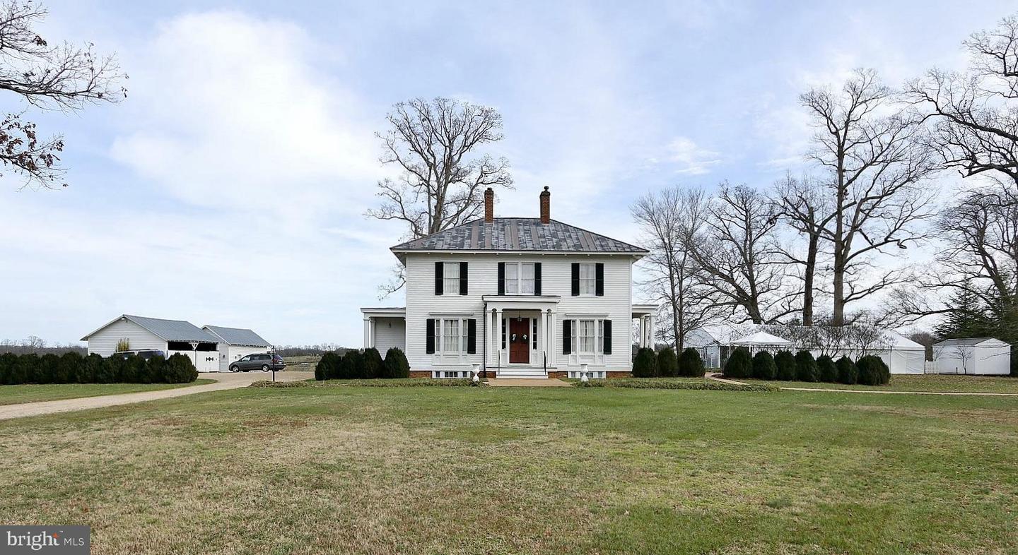 11441 GRUB HILL CHURCH RD, AMELIA COURT HOUSE, Virginia 23002, 8 Bedrooms Bedrooms, ,7 BathroomsBathrooms,Residential,For sale,11441 GRUB HILL CHURCH RD,VAAM2000032 MLS # VAAM2000032
