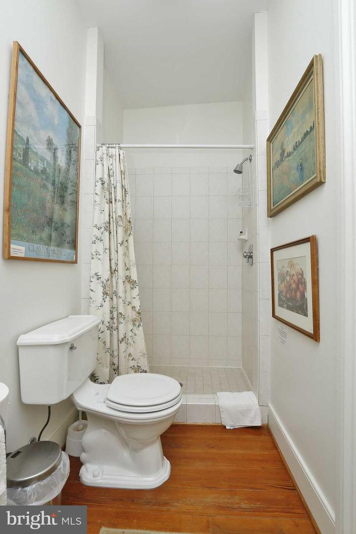 11441 GRUB HILL CHURCH RD, AMELIA COURT HOUSE, Virginia 23002, 8 Bedrooms Bedrooms, ,7 BathroomsBathrooms,Residential,For sale,11441 GRUB HILL CHURCH RD,VAAM2000032 MLS # VAAM2000032