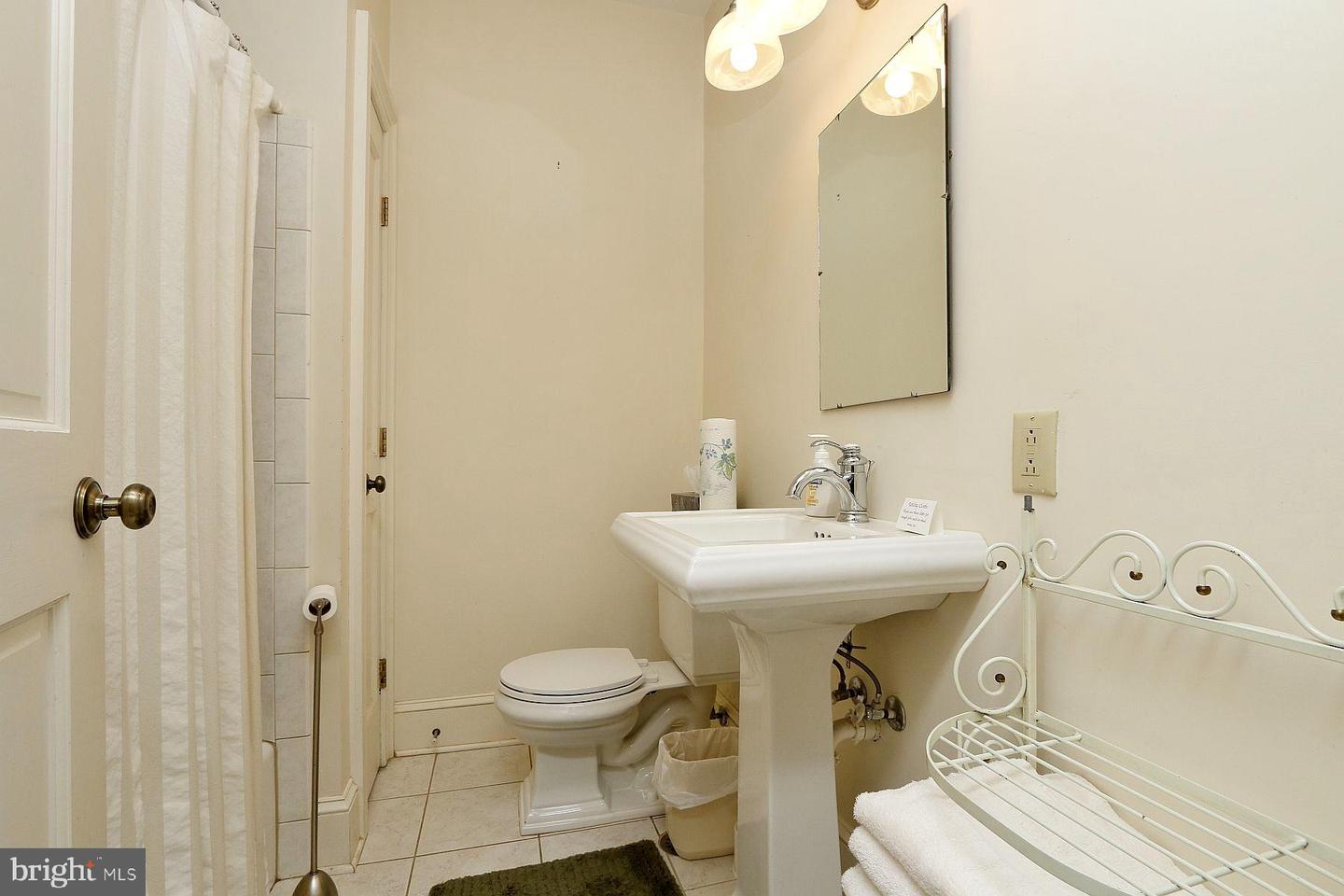 11441 GRUB HILL CHURCH RD, AMELIA COURT HOUSE, Virginia 23002, 8 Bedrooms Bedrooms, ,7 BathroomsBathrooms,Residential,For sale,11441 GRUB HILL CHURCH RD,VAAM2000032 MLS # VAAM2000032