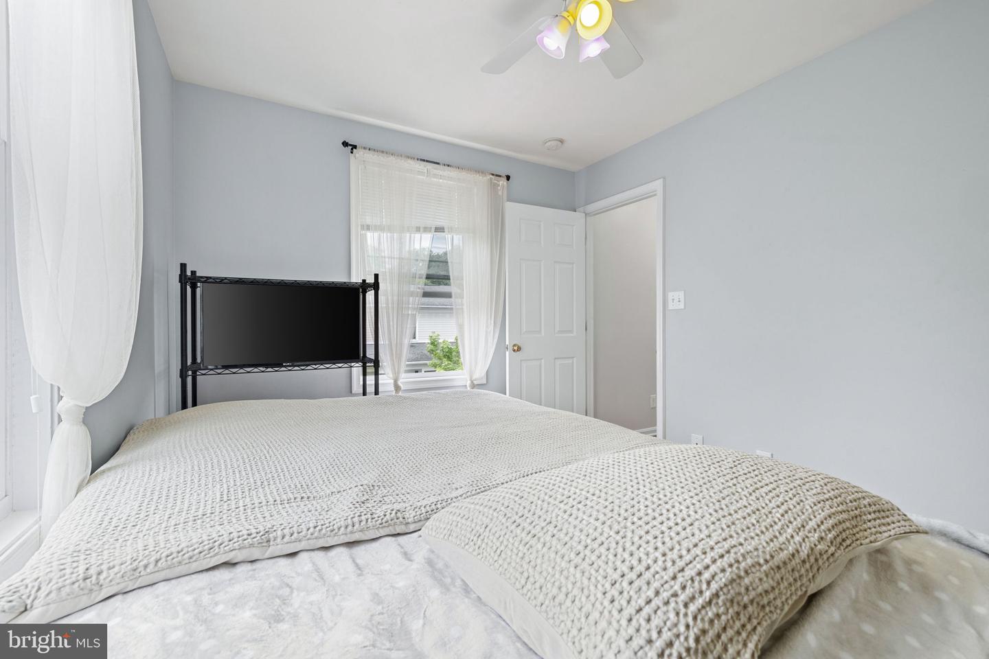 146 GERBER LN, WARRENTON, Virginia 20186, 3 Bedrooms Bedrooms, ,2 BathroomsBathrooms,Residential,For sale,146 GERBER LN,VAFQ2016590 MLS # VAFQ2016590