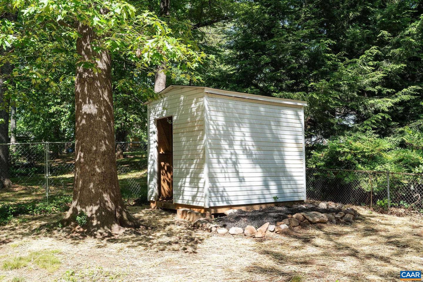108 MIDDLESEX DR, CHARLOTTESVILLE, Virginia 22901, 3 Bedrooms Bedrooms, ,2 BathroomsBathrooms,Residential,For sale,108 MIDDLESEX DR,664449 MLS # 664449