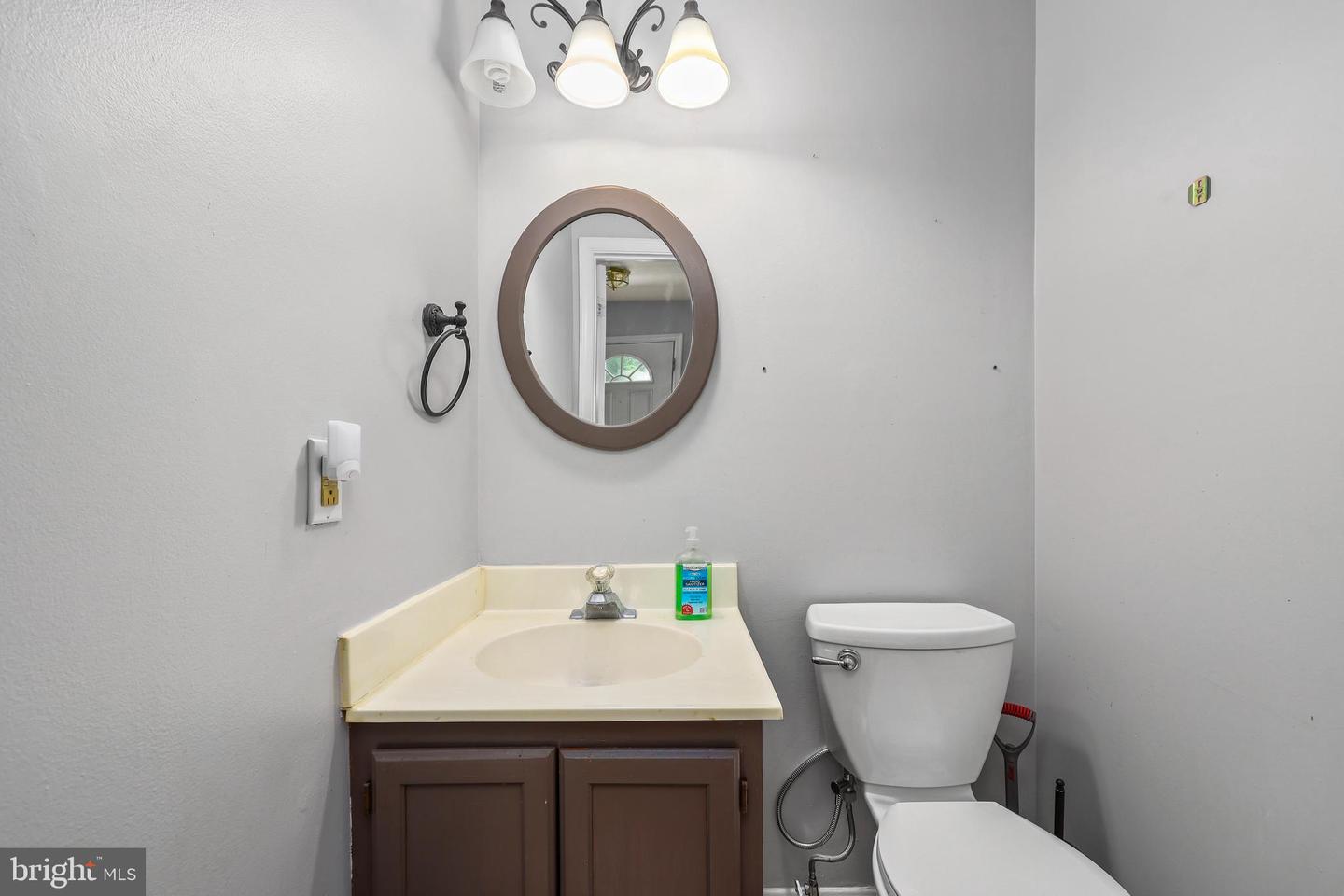 4439 STARLING CT, WOODBRIDGE, Virginia 22193, 3 Bedrooms Bedrooms, ,2 BathroomsBathrooms,Residential,For sale,4439 STARLING CT,VAPW2094558 MLS # VAPW2094558