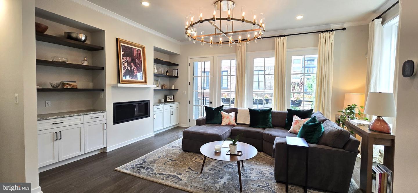 11734 SUNRISE VALLEY DR, RESTON, Virginia 20191, 3 Bedrooms Bedrooms, ,3 BathroomsBathrooms,Residential,For sale,11734 SUNRISE VALLEY DR,VAFX2240584 MLS # VAFX2240584